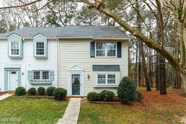 Main picture of 1333 Garden Crest Cir