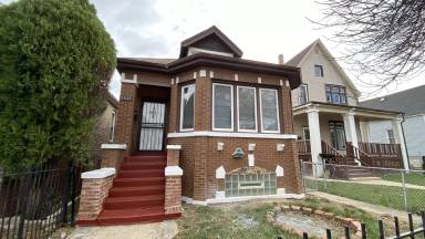 Main picture of 8803 S Emerald Ave