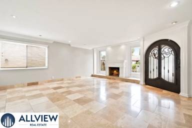 Main picture of 24115 Lindley St