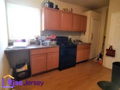 Main picture of 656 Ocean Ave