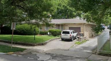 Main picture of 614 N College Ave