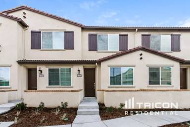 Main picture of 24942 Padre Ct