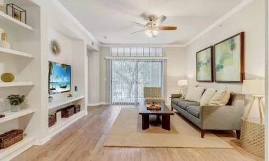 Main picture of Riviera At West Village