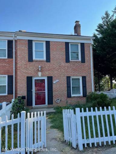 Main picture of 16629 Geddy Ct