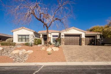 Main picture of 3467 N Latrobe Dr