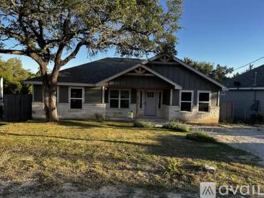 Main picture of 1094 Chisolm Trl