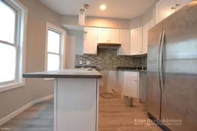 Main picture of 25 Long Ave
