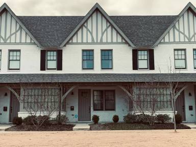 Main picture of 1346 Calash Ave
