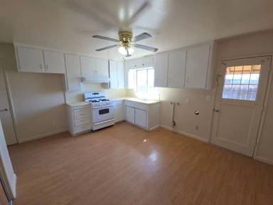 Main picture of 1526 L St