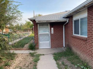 Main picture of 1227 32nd St