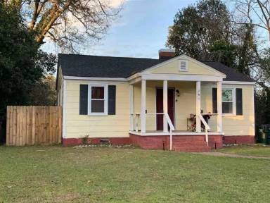 Main picture of 244 Meadowdale Dr