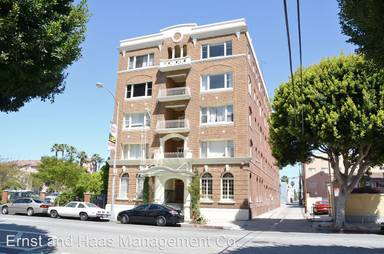 Main picture of 325 W 3rd St