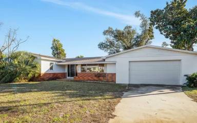 Main picture of 609 Garden Club Dr