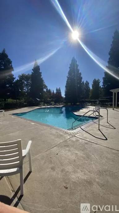 Main picture of 716 Ynez Cir