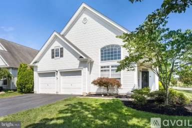 Main picture of 109 Rainflower Ln