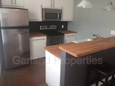 Main picture of 425 Campbell Ave SW