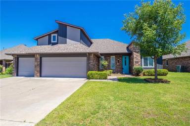 Main picture of 2908 Firewheel Rd