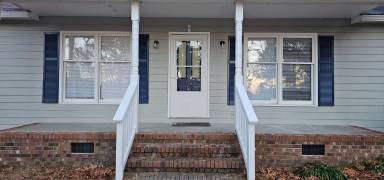 Main picture of 152 Clifton Meadows Ln