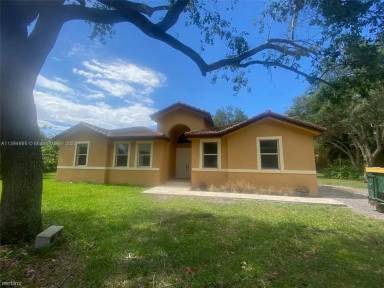 Main picture of 15345 SW 256th St