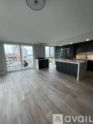 Main picture of West Bay Plaza Condominium