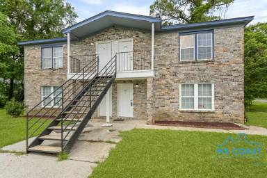 Main picture of 6430 Jasmine St