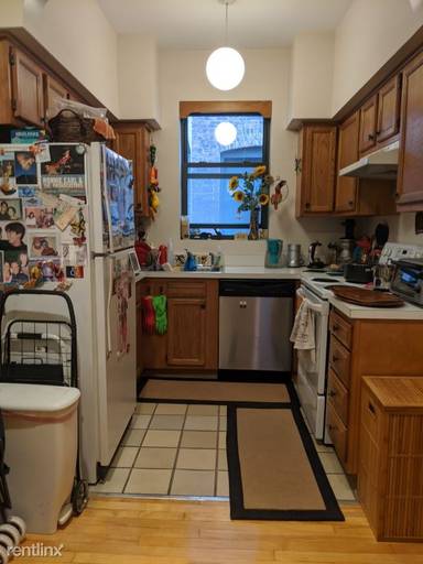 Main picture of 1100 Beacon St