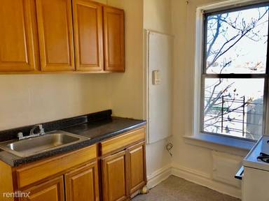 Main picture of 142 Arlington Ave