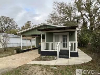 Main picture of 5524 Osceola St