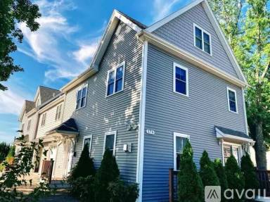 Main picture of 176 Charles St
