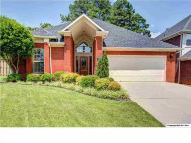 Main picture of 118 Canterbury Dr