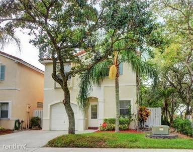 Main picture of 4040 Fern Forest Rd