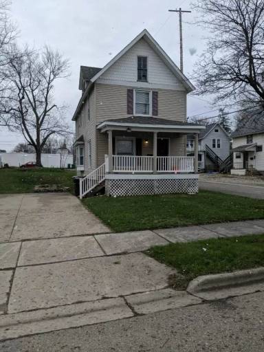 Main picture of 111 Moores River Dr