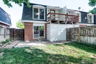 Main picture of 1700 Palm Dr