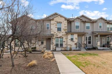 Main picture of 124 Adage Dr