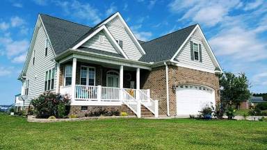 Main picture of 700 Willbrook Cir