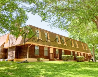 Main picture of 154 NW Zaun Ave