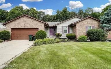 Main picture of 2036 Woodcreek Dr
