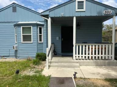 Main picture of 333 Barrette Ave
