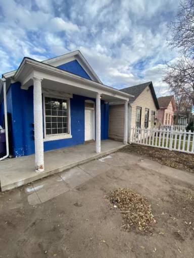 Main picture of 4782 Williams St