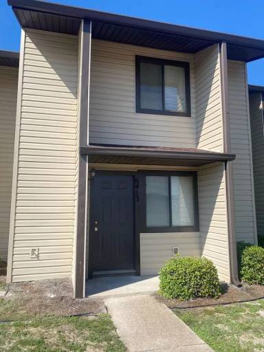 Main picture of 6409 Lenawee St