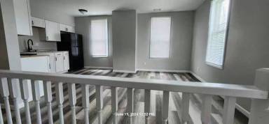 Main picture of 838 E Wheeling St