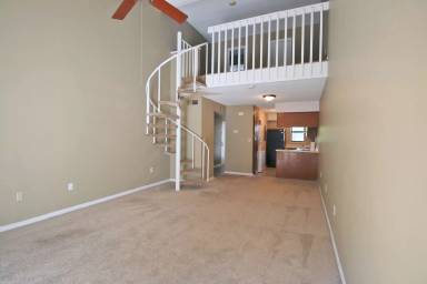 Main picture of Lakeside Apartments