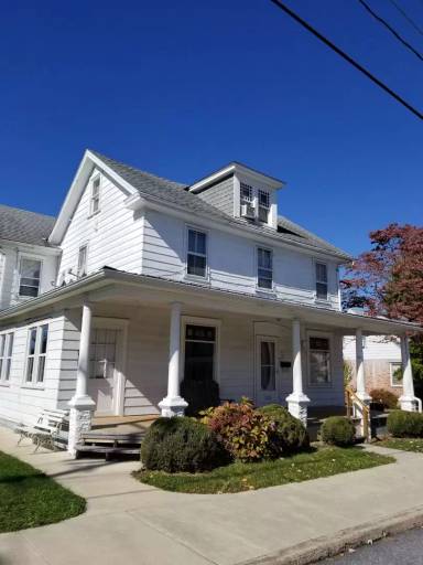 Main picture of 342 Fairview Ave