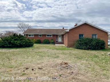 Main picture of 6715 Laurel Spring Rd