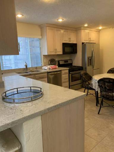 Main picture of 7246 S Milne Ln