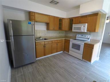 Main picture of 5311 NW 3rd St