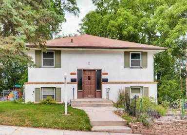 Main picture of 451 Wyoming St E