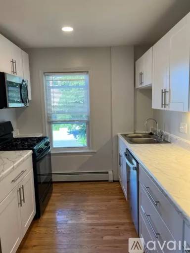 Main picture of 28 Norris Ave