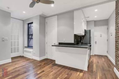 Main picture of 1590 Lexington Ave