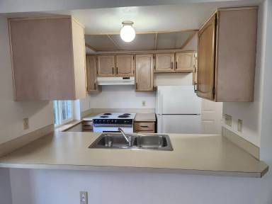 Main picture of 1393 Bradley Ln